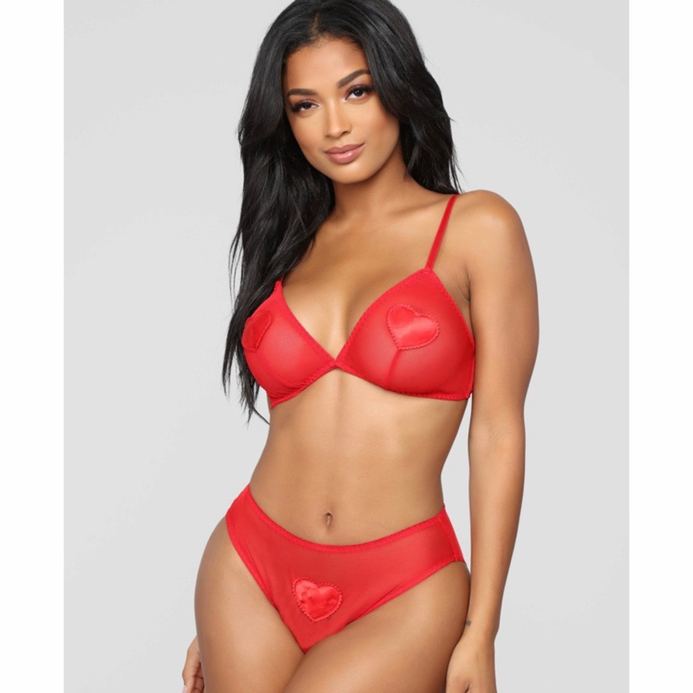 NWT Sexy Red Heart Sheer Bra & Panty Lingerie Set ❤️